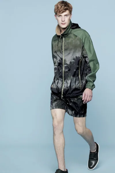 Look 12